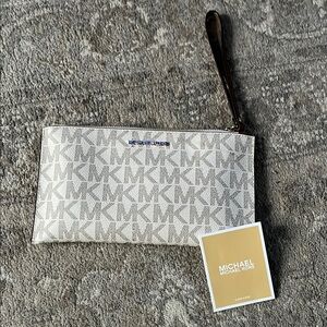 Michael Kors White Wristlet